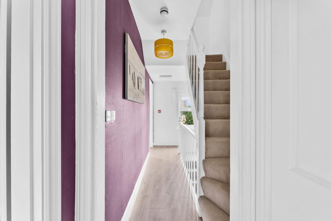 Rooms In City Centre House With Kitchen, Lounge, Garden ايبسويتش المظهر الخارجي الصورة
