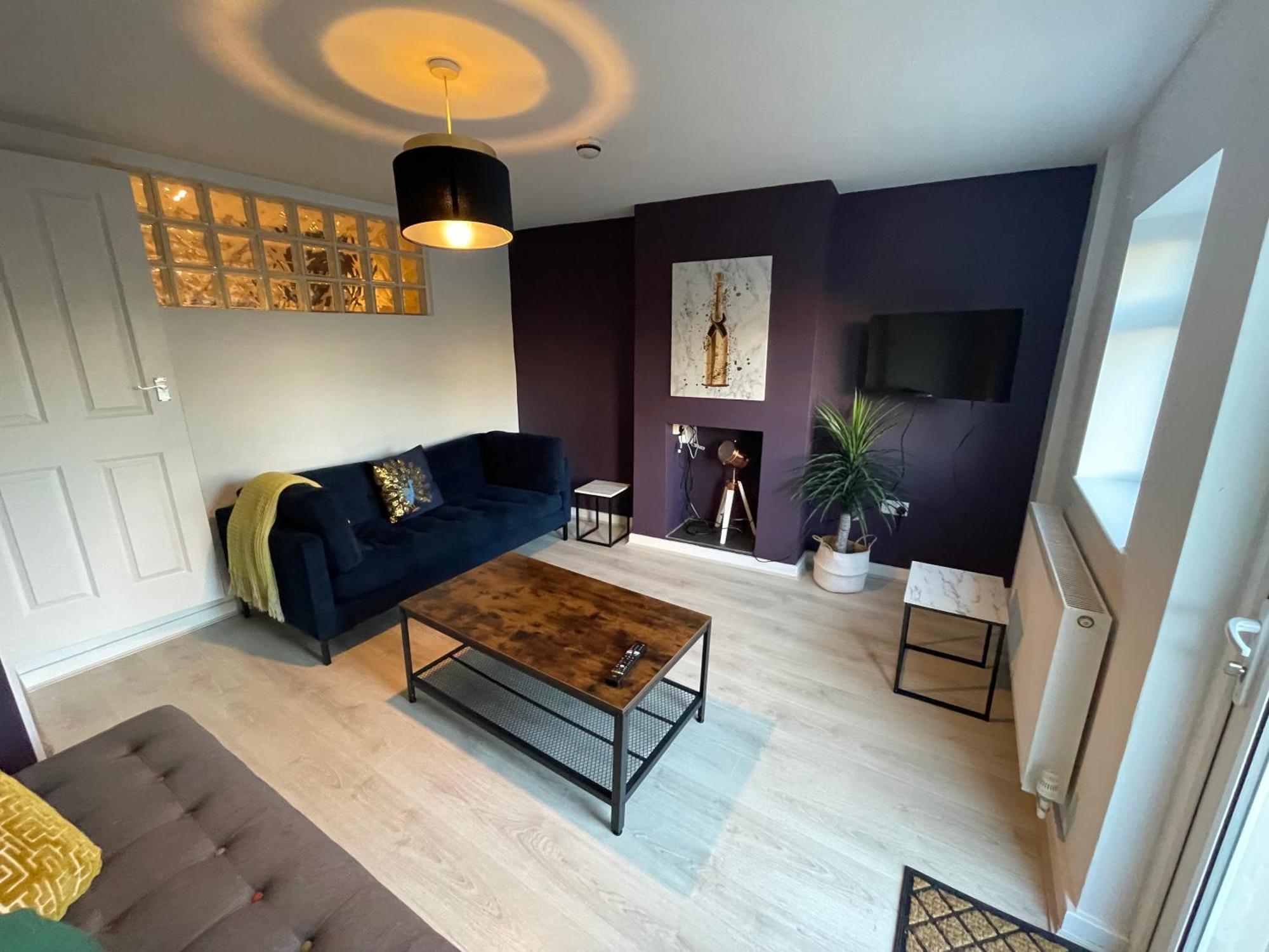 Rooms In City Centre House With Kitchen, Lounge, Garden ايبسويتش المظهر الخارجي الصورة